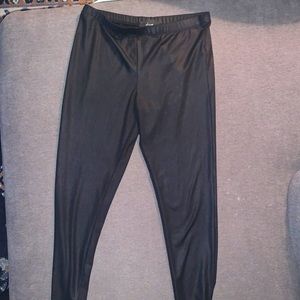 “Faux” leather like leggings